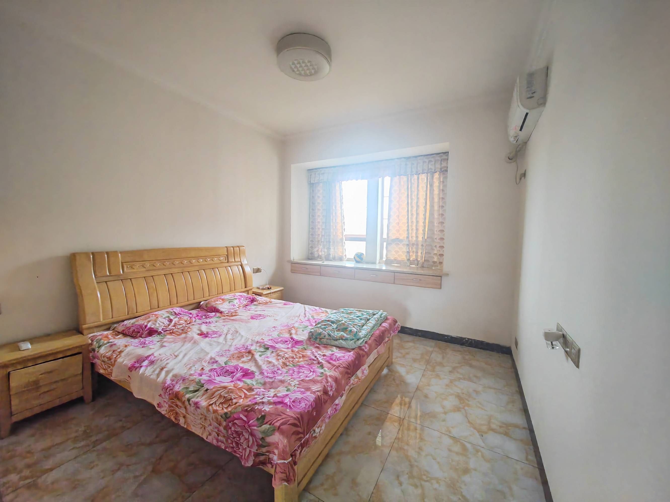 M-11090二手房图片