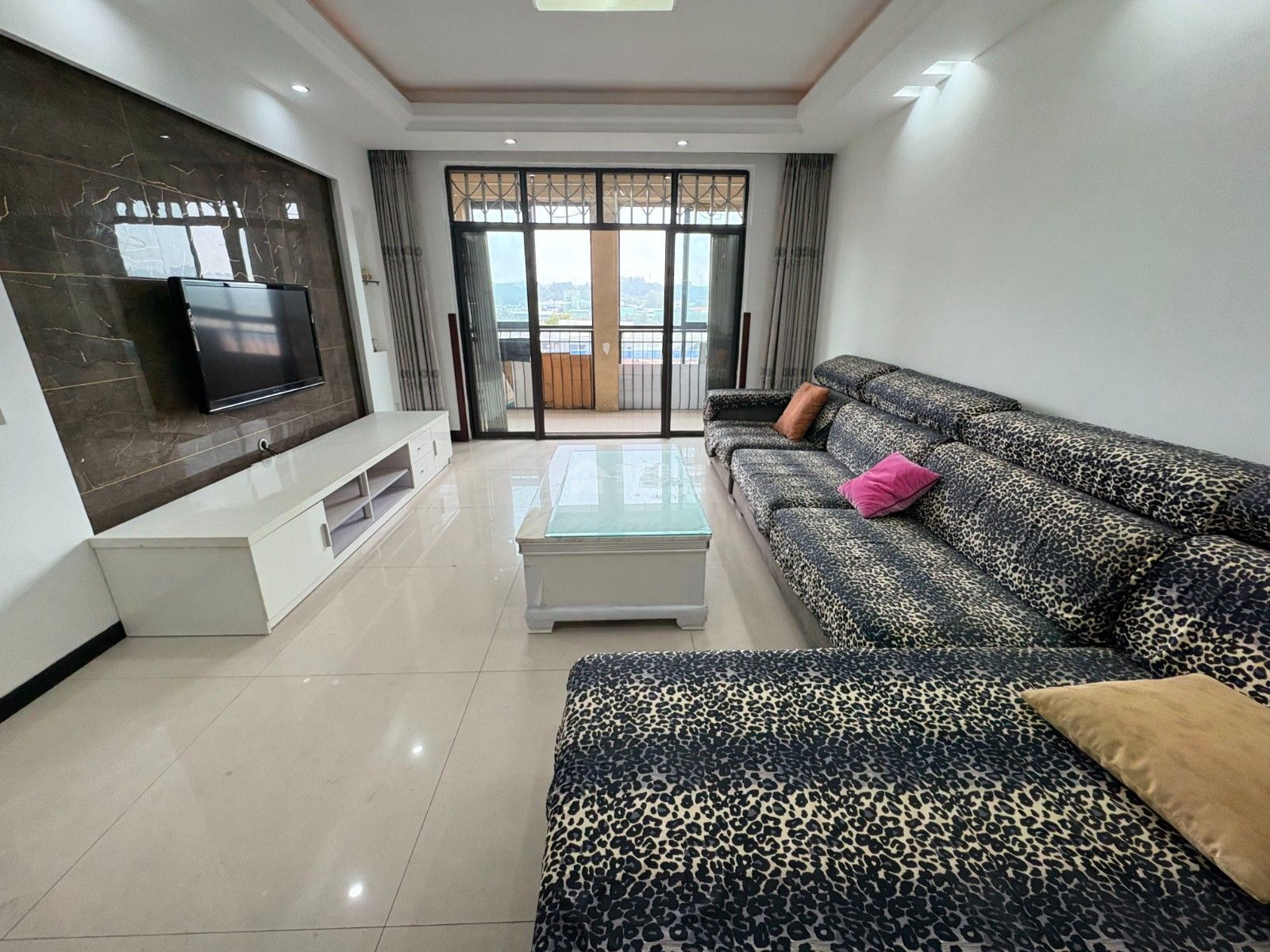 M-16242二手房图片