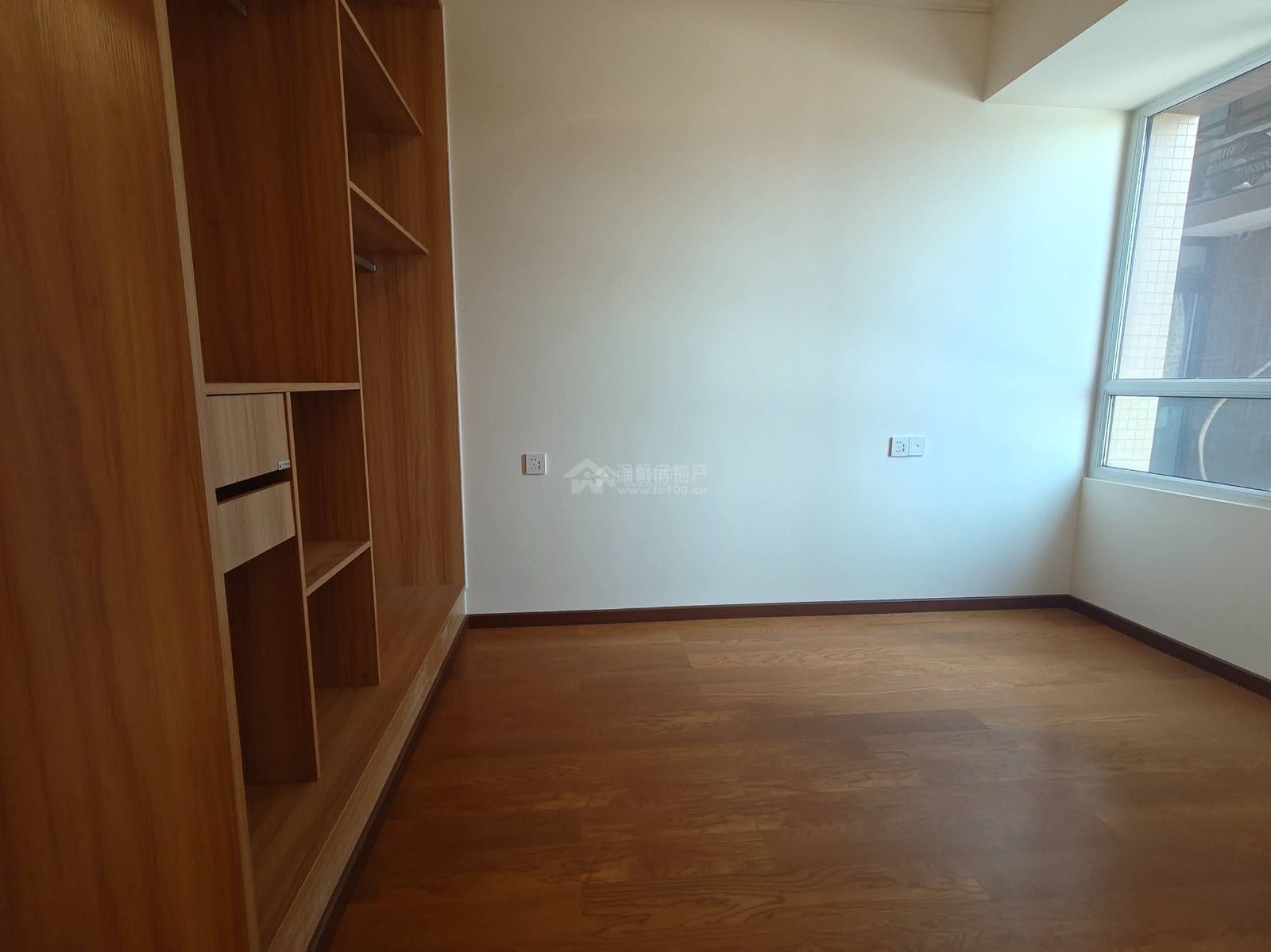 M-32904二手房图片