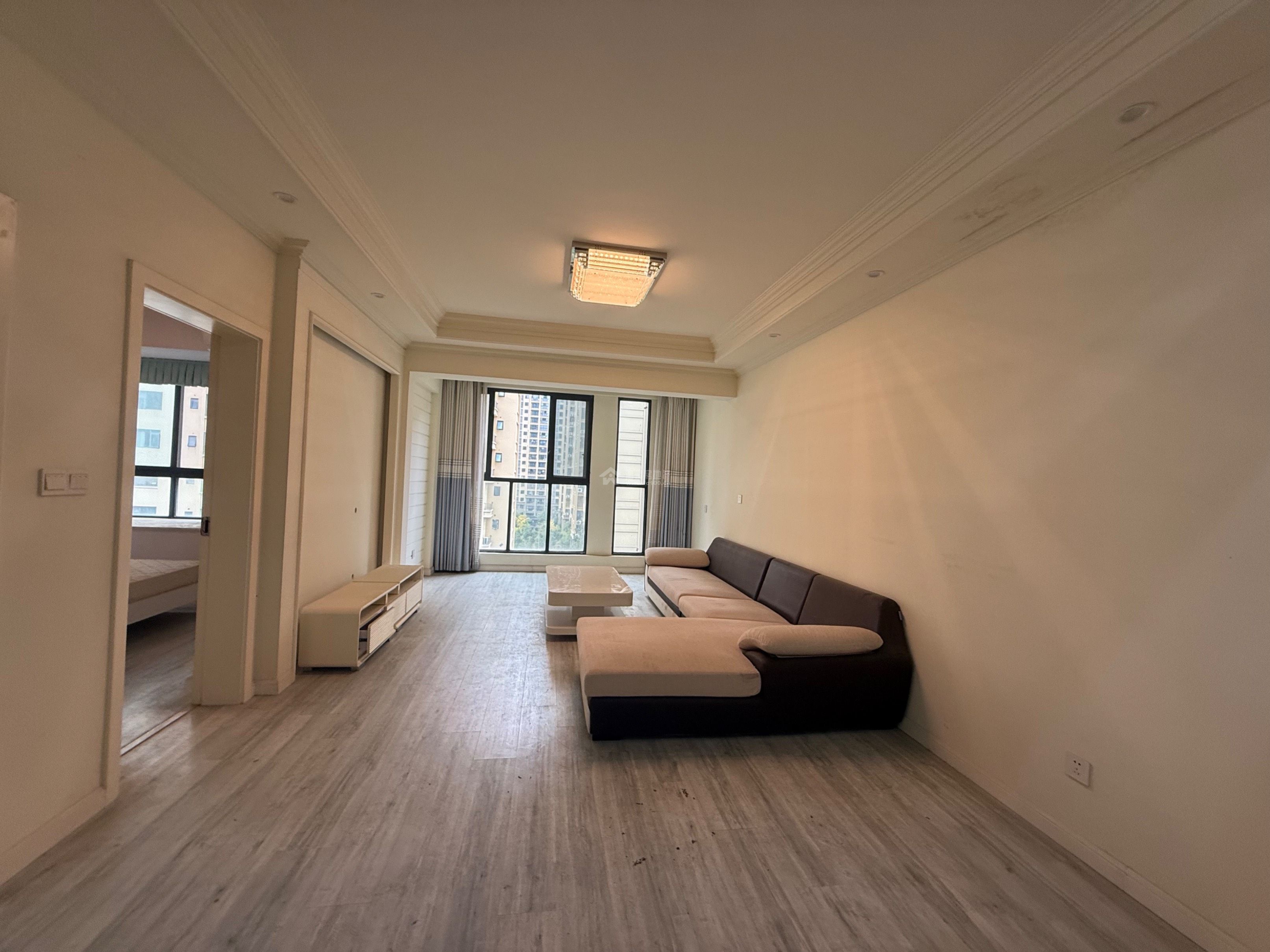 Z-40771二手房图片