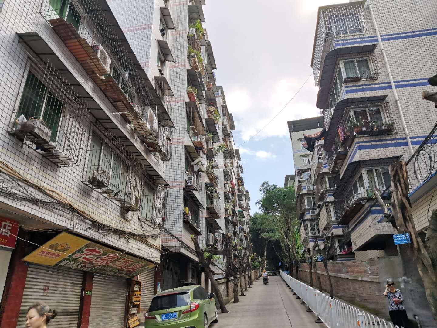 宏发苑B区图片
