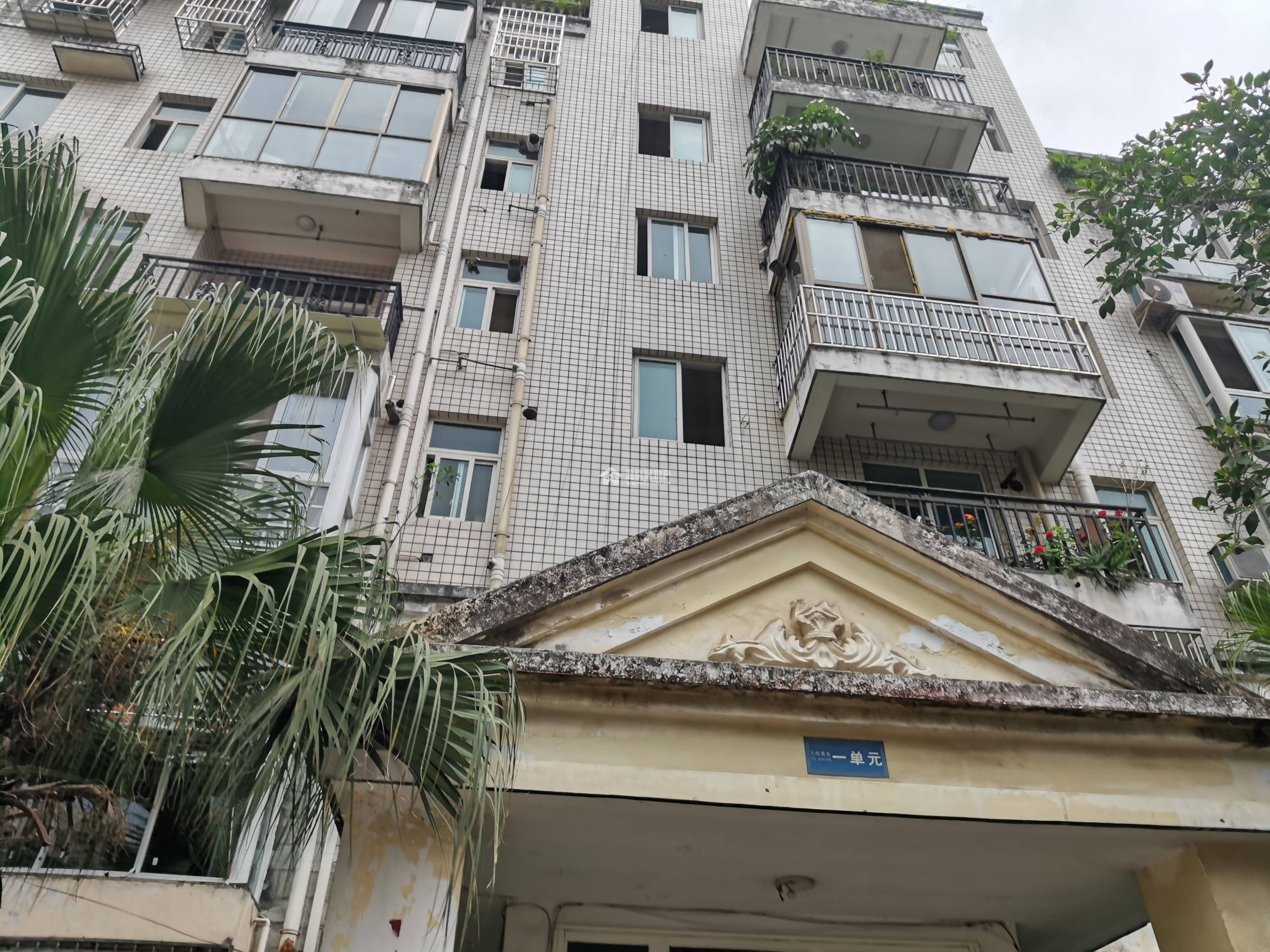 河景馨城B区图片
