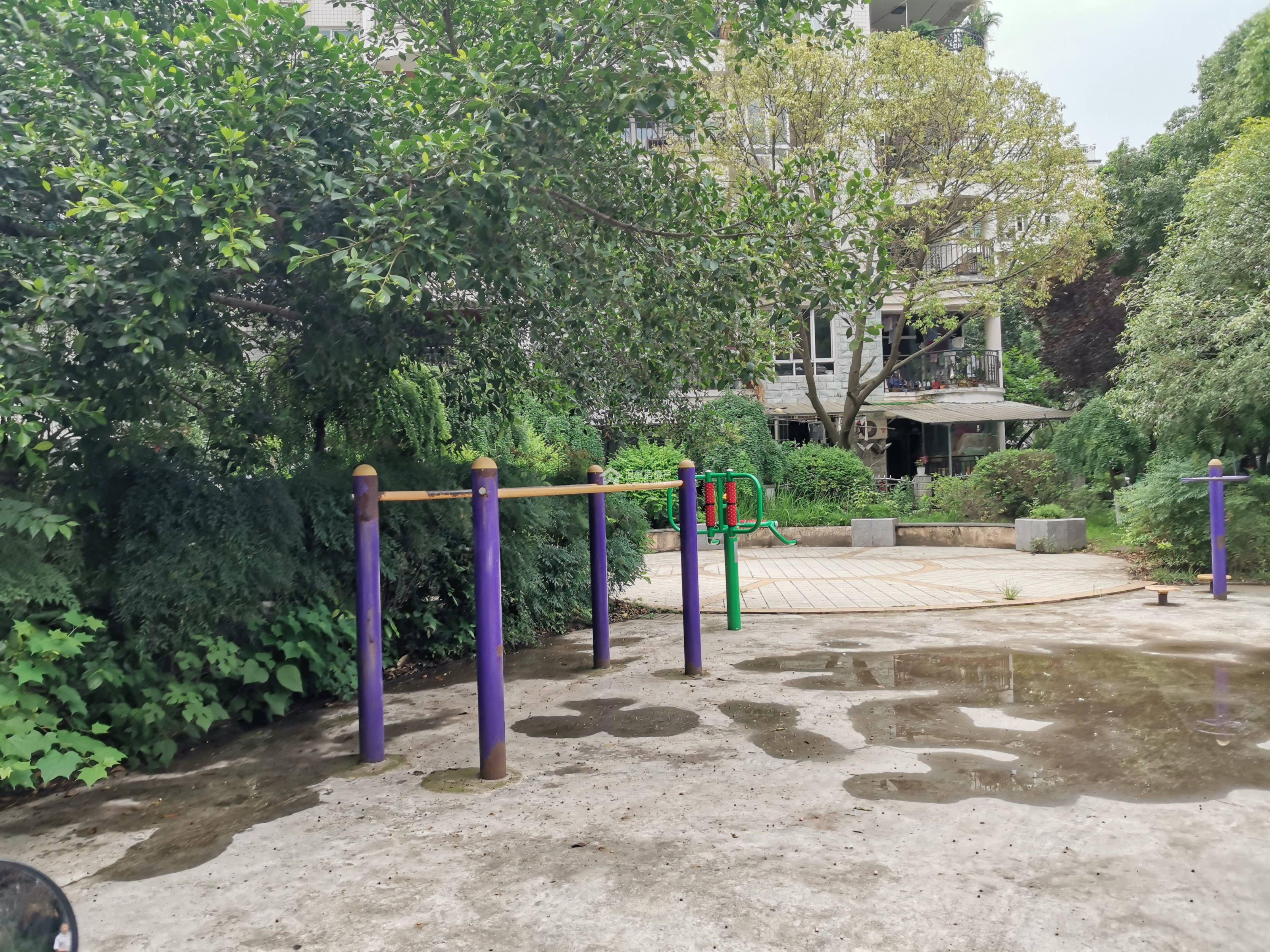 河景馨城B区图片