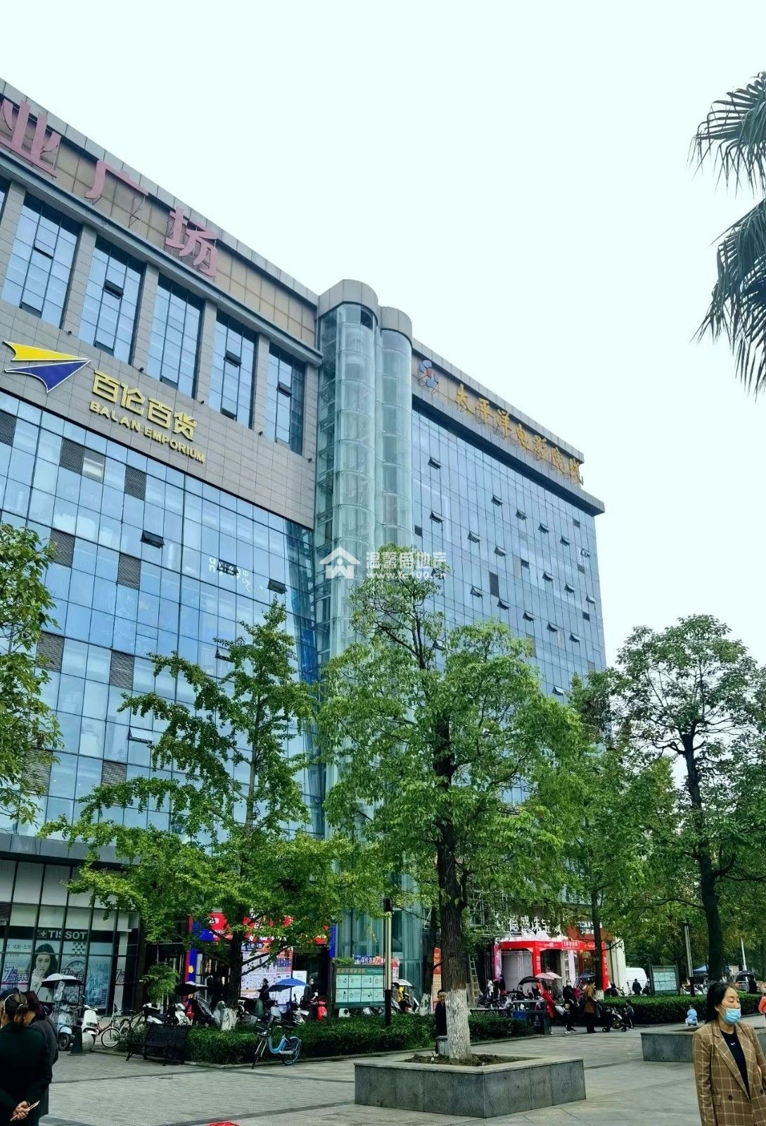百伦百货图片
